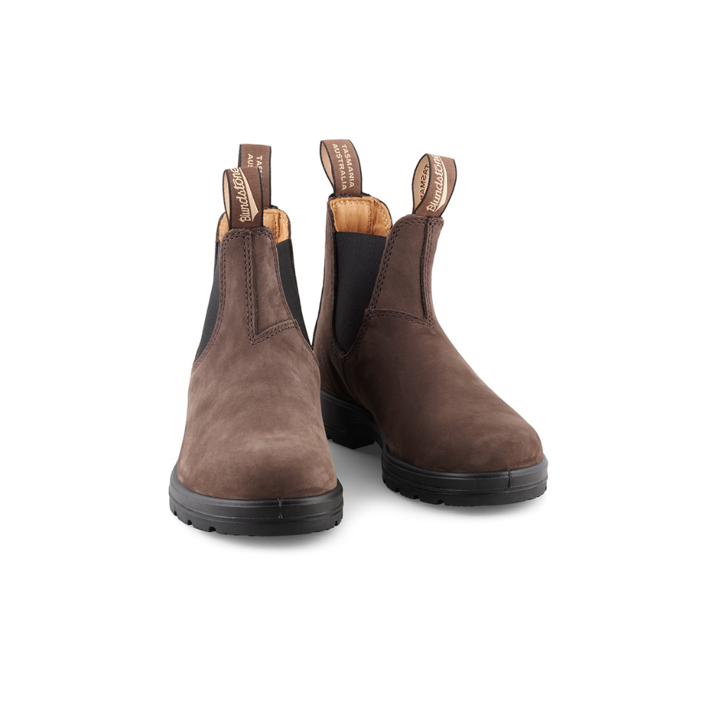 Brown blundstone boots shop