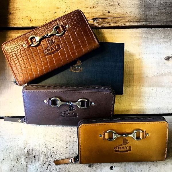 Tan purses cheap clearance