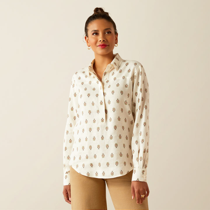 Ariat Women's Pocklington Blouse in Echoing Motif
