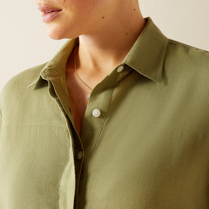 Ariat Women's Pocklington Blouse in Oil Green