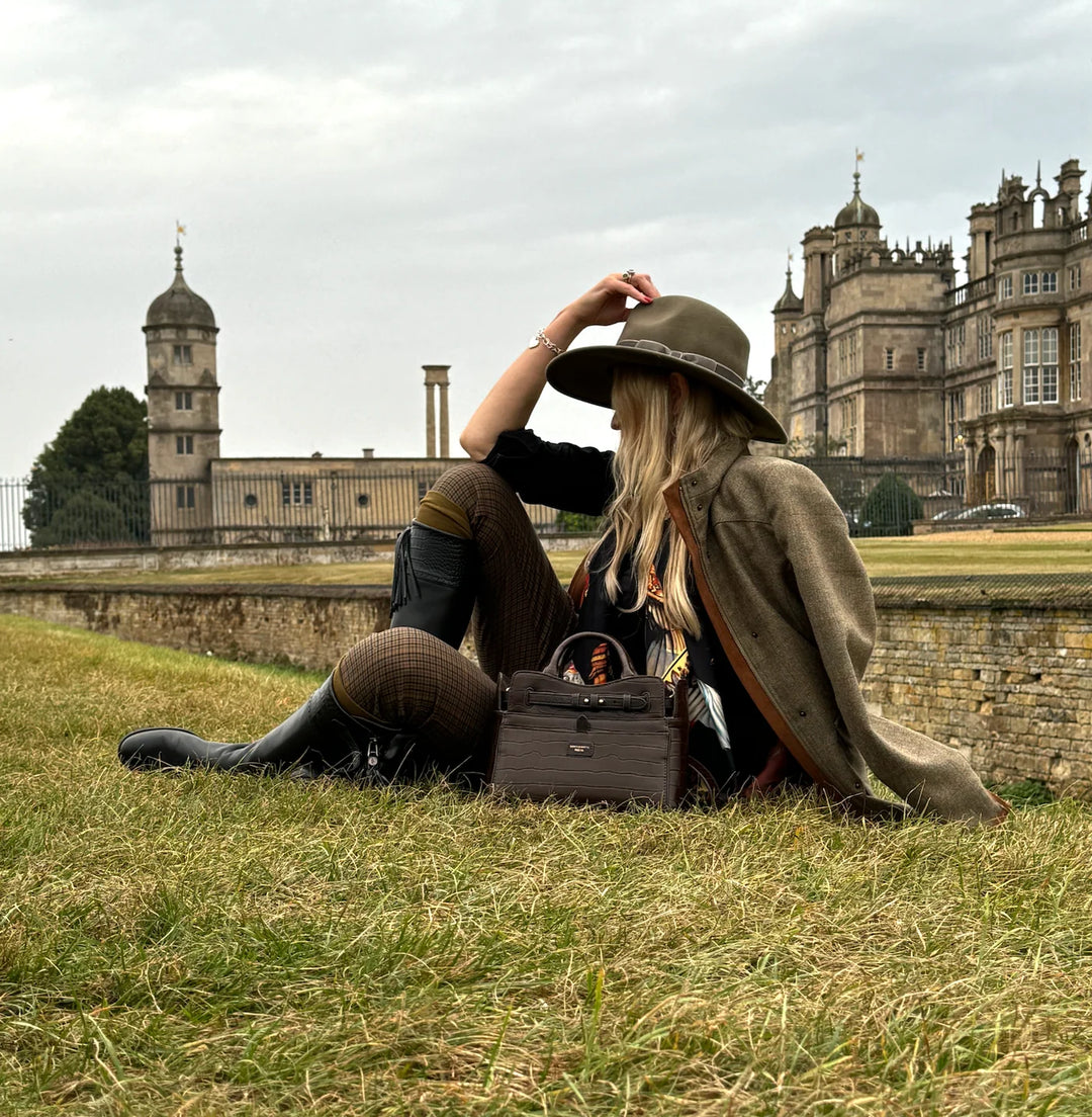 Barkworth Reeve Ambridge Hand Held Bag