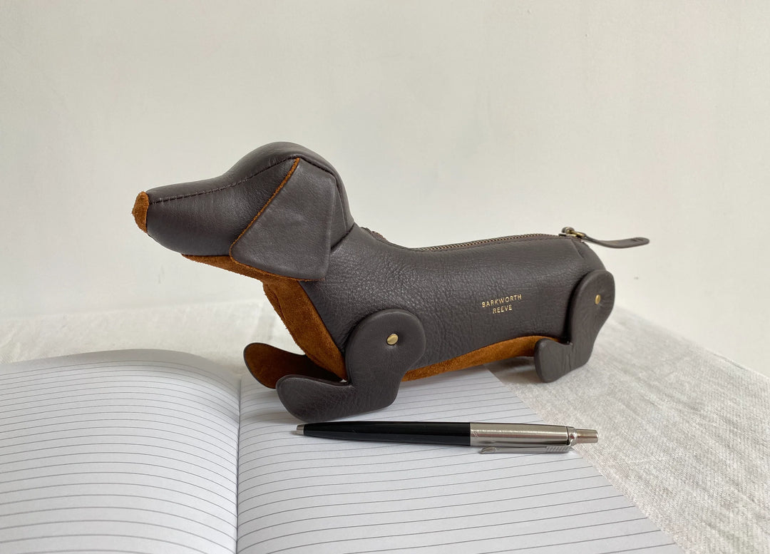 Barkworth Reeve Sausage Dog Zipped Case
