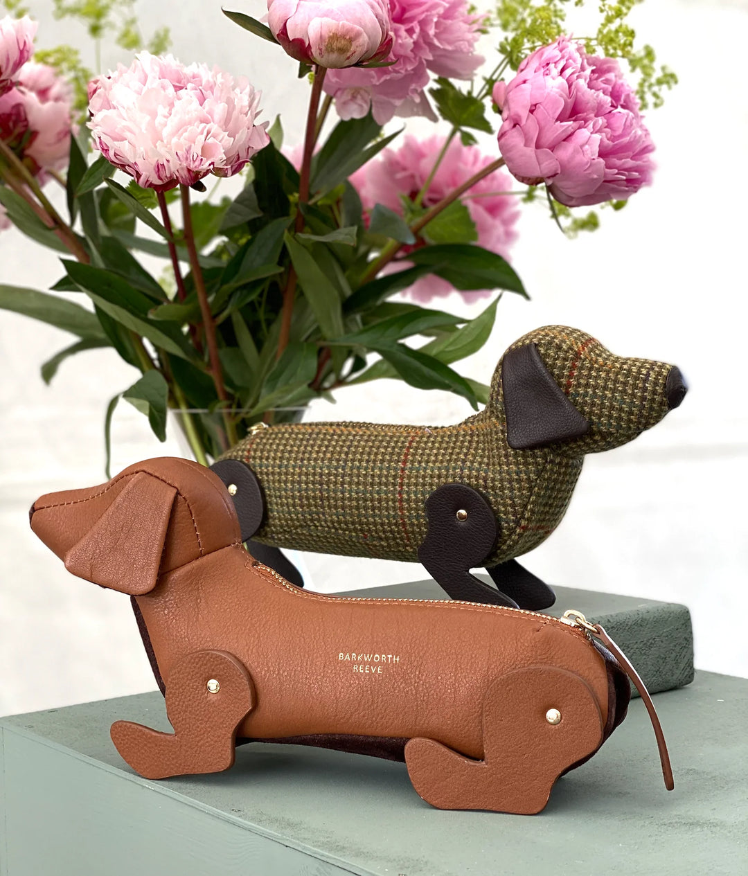 Barkworth Reeve Sausage Dog Zipped Case