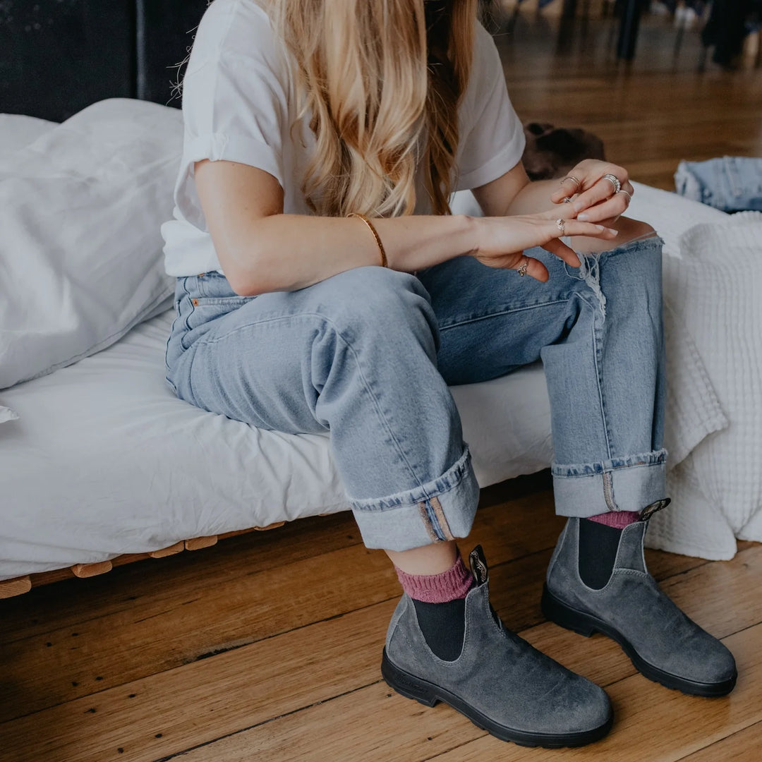 Blundstone #1910 Chelsea Boot Steel Grey Wax Suede