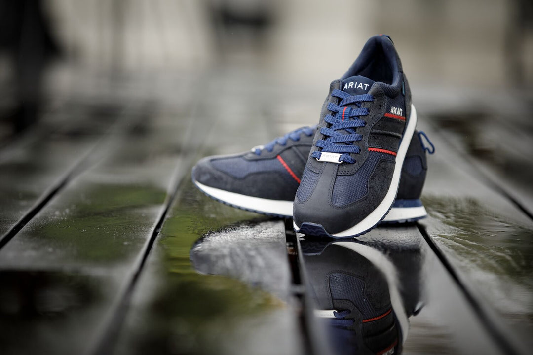 Ariat Women's Ranch Runner Waterproof Trainer Team Navy