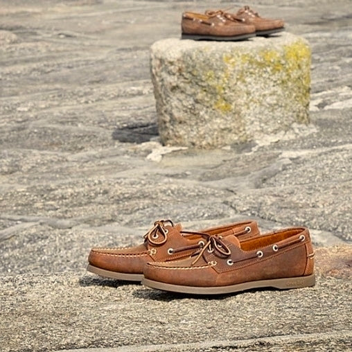 Orca Bay Mens Creek Deck Shoes in Walnut Brown Nubuck leather